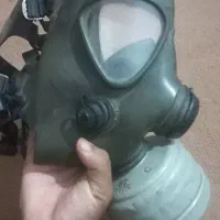 ماسک شیمیایی آمریکایی|کلکسیون اشیاء عتیقه|شیراز, قلعه نو|دیوار