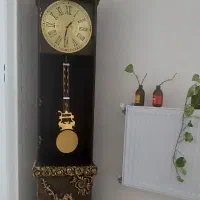 ساعت ایستاده چوبی
