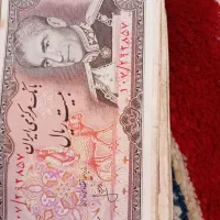 شصت عدد اسکناس شاهی همه مدل