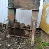 شاسی پرس همین عکس که مشاهده میکنید