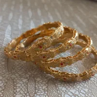 فروش 4لنگه النگو نو نو نو|جواهرات|صدرا-فارس, فاز ۱|دیوار