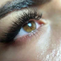اف روز دختر آموزش و خدمات اکستنشن مژه|خدمات آرایشگری و زیبایی|اهواز, کیانپارس |دیوار