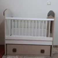 تخت خواب کنار مادر|تخت و صندلی بچه|تبریز, |دیوار