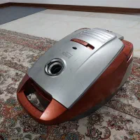 جاروبرقی بوش پرقدرت و کاملاً سالم