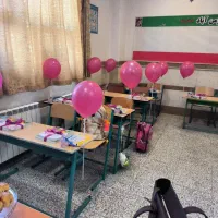 اهدای قفسه و کتاب