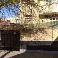 برکاوه 85م 2خواب جنب مترو امکانات شهری  okمجرد