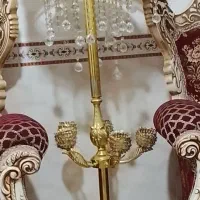 آباژورایستاده