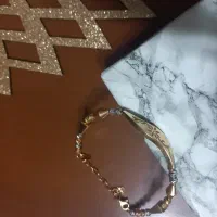 گوشواره و دستبند گرمی۱۰۰ بالاقیمت روز تابلو
