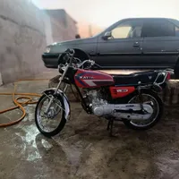 موتور سیکلت پارکینگی