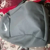 کوله پشتی مدرسه