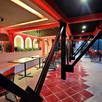 اجرای کاشی وسرامیک