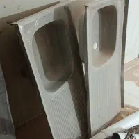 دو عدد سینک ظرفشویی و صفحه کابینت گردویی