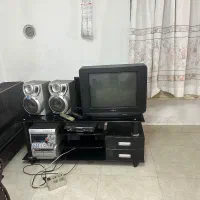 تلویزیون و میز تی وی تلویزیون ۲۱ اینچ|تلویزیون و پروژکتور|بندر انزلی, معلم|دیوار