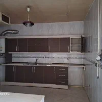 کابینت و آبگرمکن و دو عدد لوستر