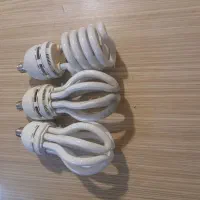 لامپ کم مصرف