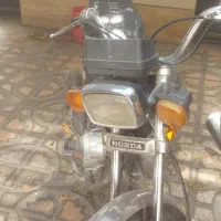 موتور هندا۱۲۵مدل۸۹ همه چی داره