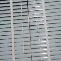 پرده کرکره ای سالم و تمیز تعداد ۹عدد