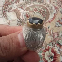 انگشتریاقوت کبود