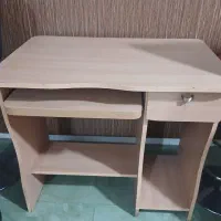 فروش فوری میز کامیپوتر به علت جابه جایی