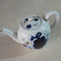 قوری کلکسیونی قدیمی گل انگوری