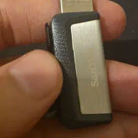 سه عدد فلش مموری