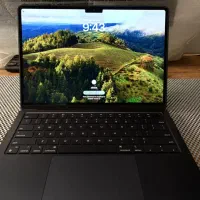 مک بوک ایر M2