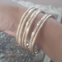 به علت پول لازم