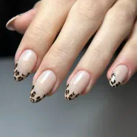 خدمات ناخن تخفیف یلدا(خیابان رجایی)