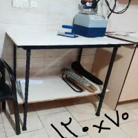 ۶ عدد میز برش و ۱۰ عدد میز اتو