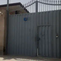 نیرو ساده و فنی . و خانم در قسمت اداری
