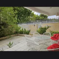 اجاره-همکف-حیاط-اختصاصی180متر-مشتاق-دوم-2خواب