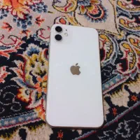 آیفون ۱۱ خالی در حد نو