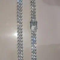 گردنبند فول نگین.