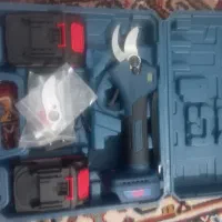 قیچی باغبانی شارژی آکبند نو اصلا استفاده نشده