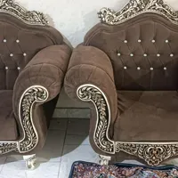مبل نیمه سلطنتی همراه با دو عدد میز عسلی