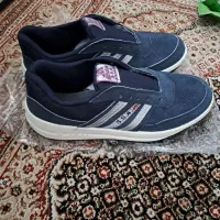 کفش ورزشی وپیاده روی