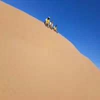 طبیعت‌گردی با ماشین افرود