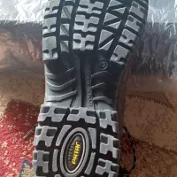 تعداد بیست جفت کفش ایمنی|کیف، کفش، کمربند|فارسان, |دیوار