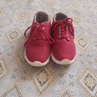 کتونی مناسب برای پیاده روی و ورزش سایز ۳۸