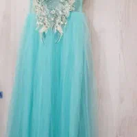 تعداد زیادی لباس مجلسی حراجی|لباس|بومهن, |دیوار