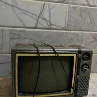 تلویزیون سیاه سفید