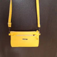 کیف دستی برند یوتاب|کیف، کفش، کمربند|شیراز, باغ تخت|دیوار