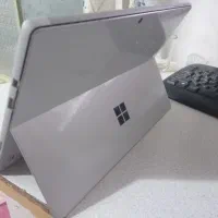 سرفیس پرو ۵ با کارتن و شارژر اصلی