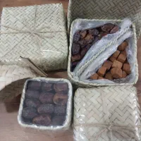 خرما مرداب سنگ با سوغاتی هرمزگان