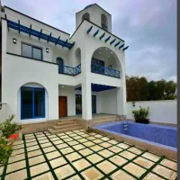 عمارت-دوبلکس-نمامدیترانه-ای-300متری-با-روف-و-استخر