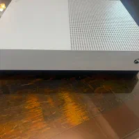 X box one s|کنسول، بازی ویدئویی و آنلاین|فردیس, منظریه|دیوار