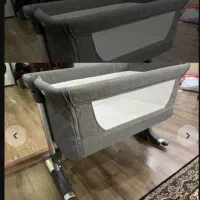 تخت کنار مادر