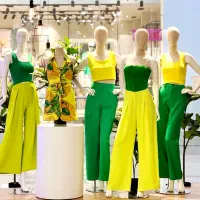 استخدام خانم فروشنده حرفه ای برای فروشگاه پوشاک|استخدام بازاریابی و فروش|فولادشهر, C5|دیوار