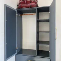 کمد لباس فروشی