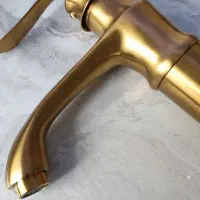 شیرآلات پایه بلند